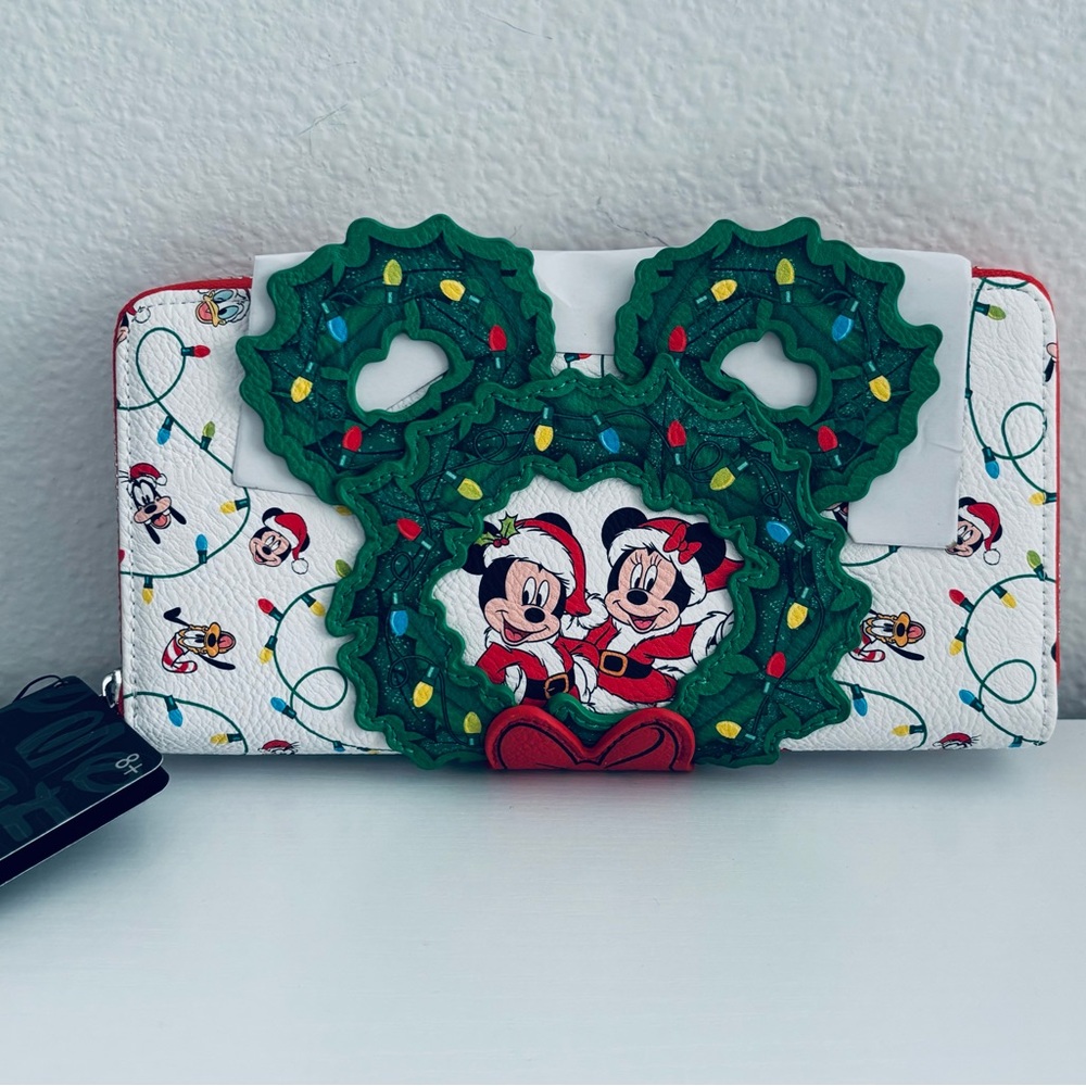 Loungefly Disney Mickey & Minnie Mouse Wreath Wallet